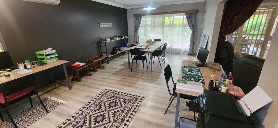 4 Bedroom Property for Sale in Miederpark North West